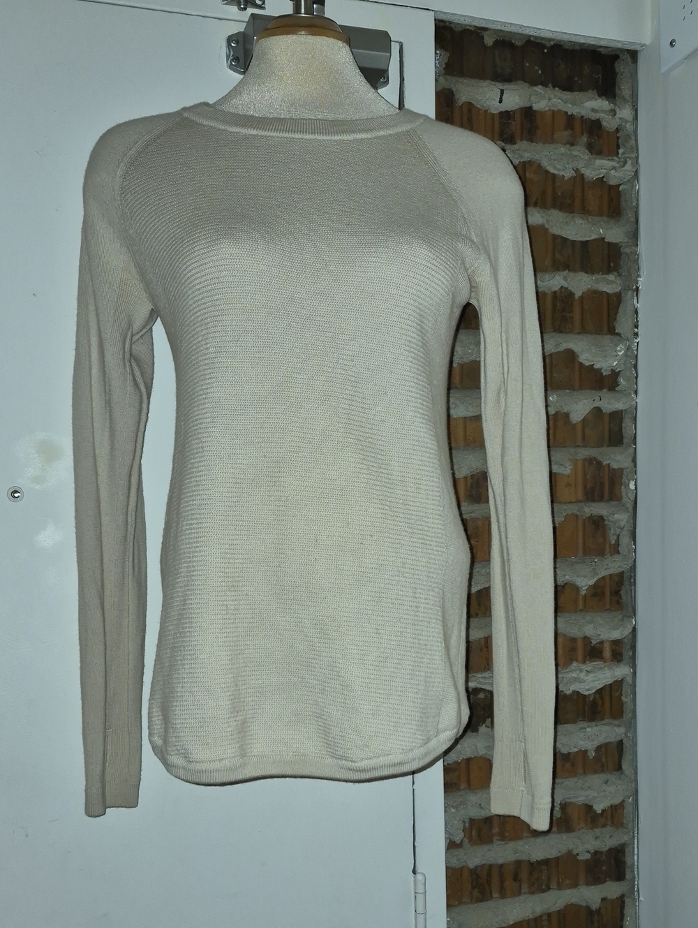 Lululemon Beige Wool Sweater Thunb Holes Size 8 10